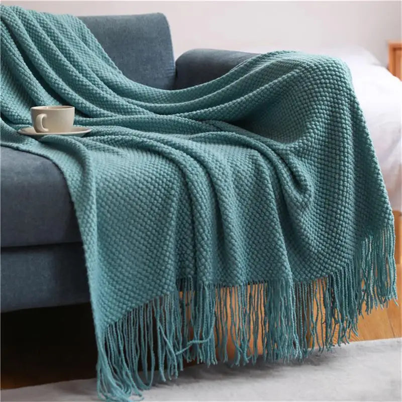 Nordic Knitted Blanket on the Bed Sofa Plaid Travel Nap Blankets Solid Color Soft Winter Air Conditioning Blanket with Tassels