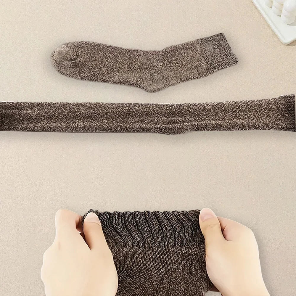 3/5/15 Pairs Men Solid Color Socks  Fashionable Simple Versatile Winter Socks Are Soft Comfortable Lightweight Casual In Length