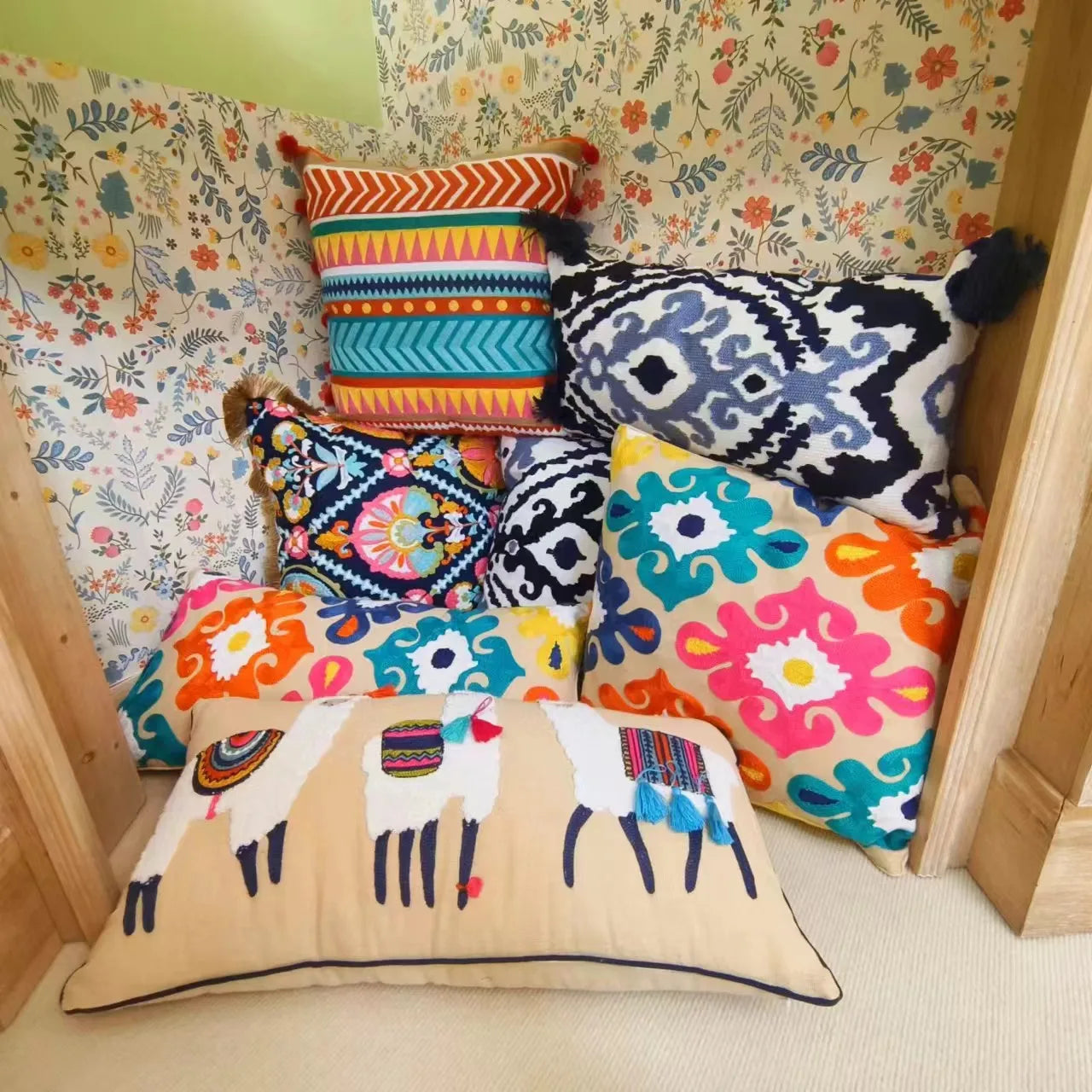Moroccan Pillowcase Living Room Sofa Decor Handmade Pillow Cover Indian Exotic Ethnic Style Boho Embroidery Cushion Pillow Cover